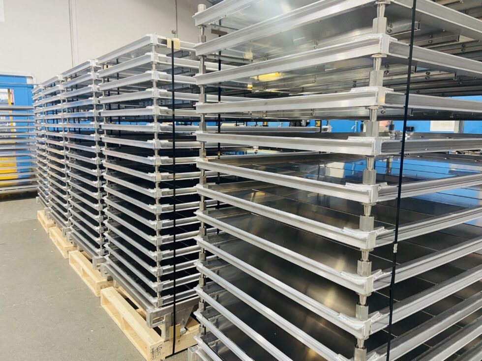 Packed Stainless Steel IV Sterilization Trays with Skids